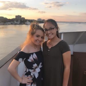 Meet your Posher, Rebecca